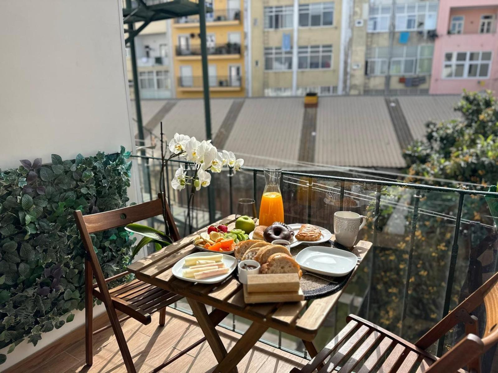 Grande Com Varanda E Vista A Homestay Lisbon